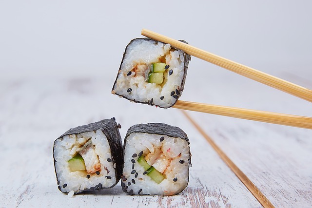 Sushi og samvær: Hvor finder man aarhus' mest hyggelige sushi-oplevelser?